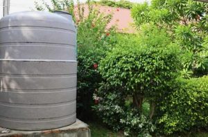 انتخاب مخزن مناسب آبیاری باغ و ذخیره آب